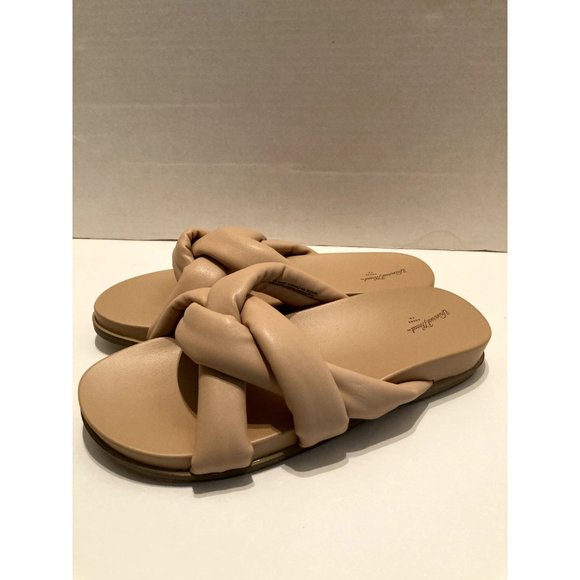 Universal Thread Cosette Sandal Women's 8 Tan Brown Slip-on Padded Flat Heel - Picture 3 of 9